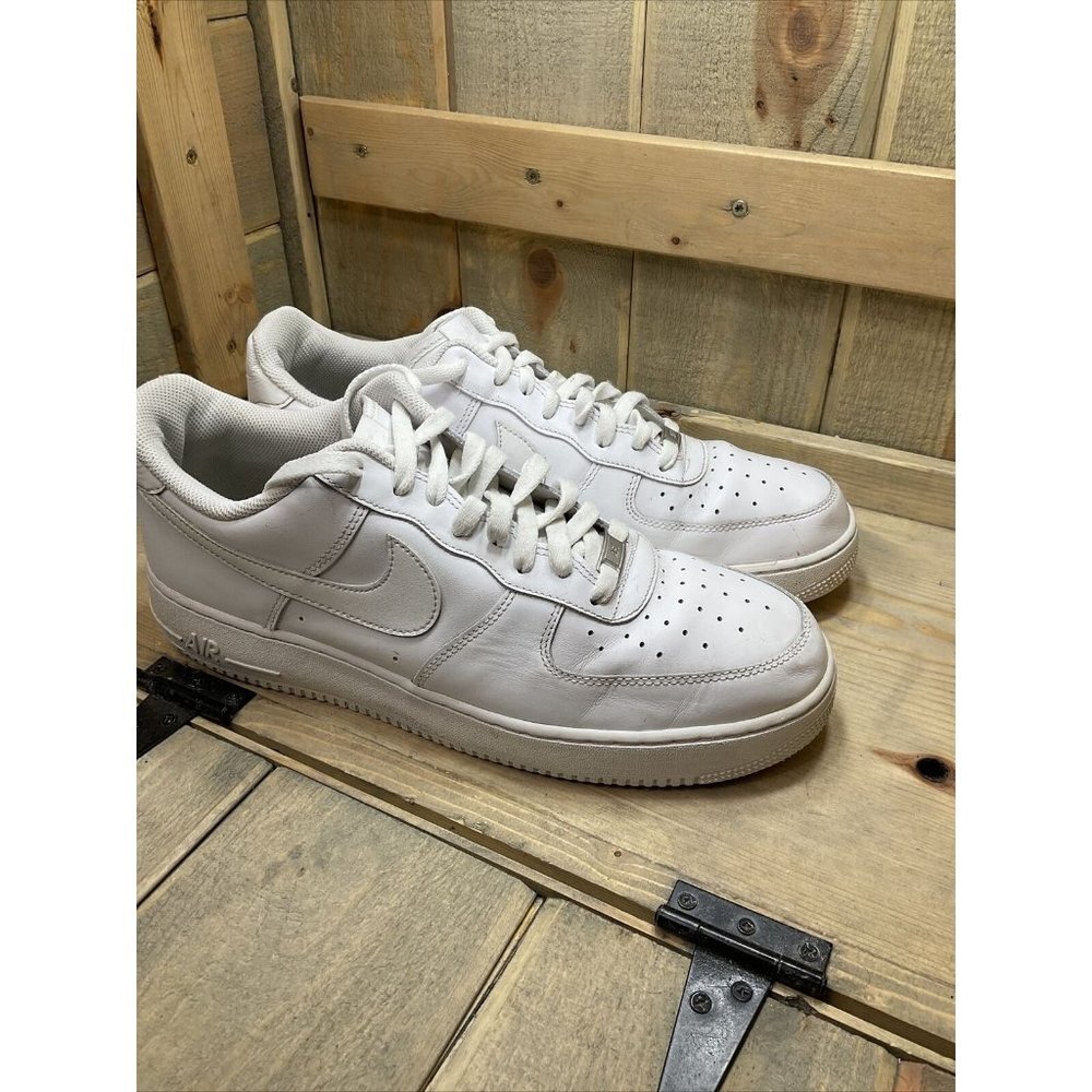 Nike Air Force 1 Low '07 White Menβs US Size 13 CW2288-111 - Picture 3 of 11